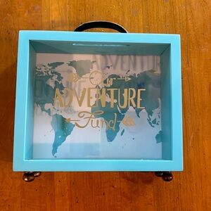 Adventure fund decor/bank